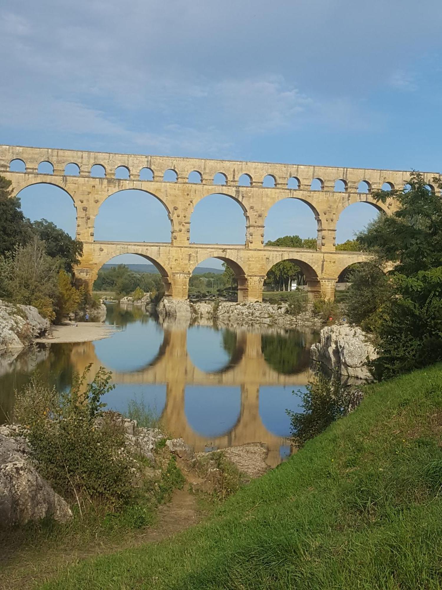 Studio Pont Du Gard Sernhac ภายนอก รูปภาพ
